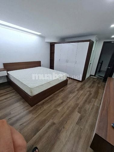 Bán nhà hẻm Gò Ô Môi quận 7 dt: 4x10m 2 lầu, st. Giá 4,39 tỷ