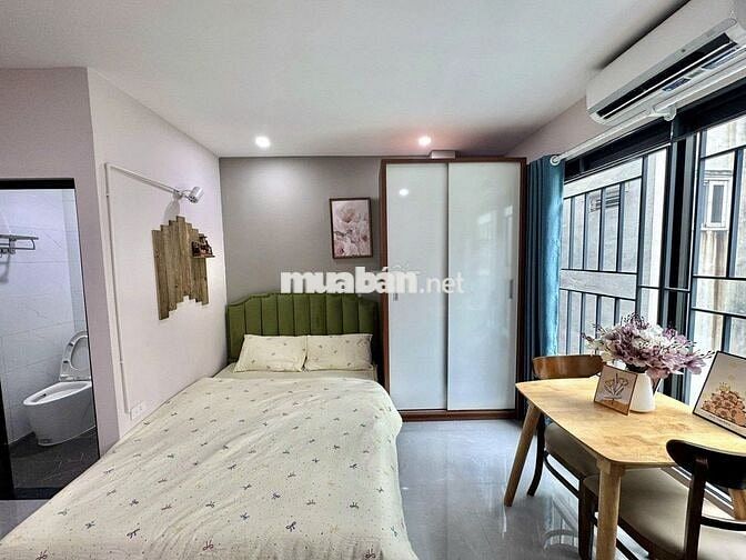 CHO THUÊ CĂN HỘ STUDIO BAN CÔNG NẰM NGAY QUẦN NGỰA, BA ĐÌNH