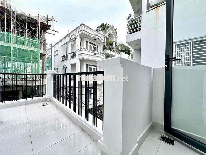 Cho thuê căn hộ 50m2 ban công máy giặt riêng đường Xô Viết Nghệ Tĩnh