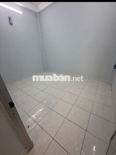 Mặt Tiền Khu NGUYỄN SƠN, 1 Trệt 1 Lửng, 4,5 x 18m, 2 Phòng, 1 wc