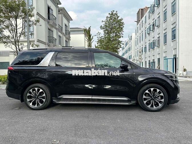 Kia Carnival Signature 2022