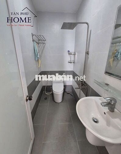 Mặt Tiền Khu NGUYỄN SƠN, 1 Trệt 1 Lửng, 4,5 x 18m, 2 Phòng, 1 wc