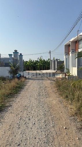 Bán đất thổ cư 260m2 tại đường 830B xã Long Can, Tây Ninh (Long An cũ)