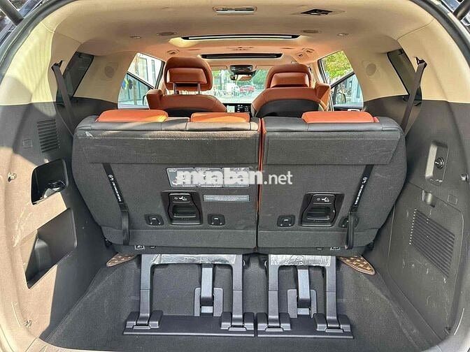 Kia Carnival Signature 2022