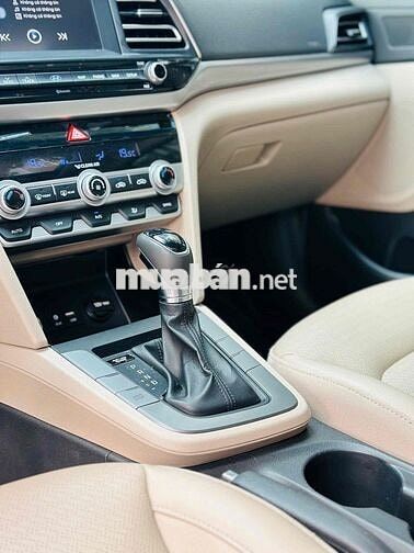 Hyundai Elantra 2021 1.6 Đỏ 36.000 km