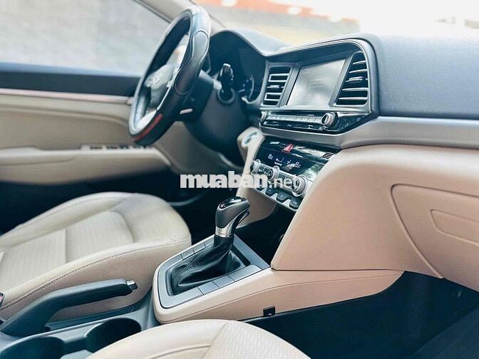 Hyundai Elantra 2021 1.6 Đỏ 36.000 km