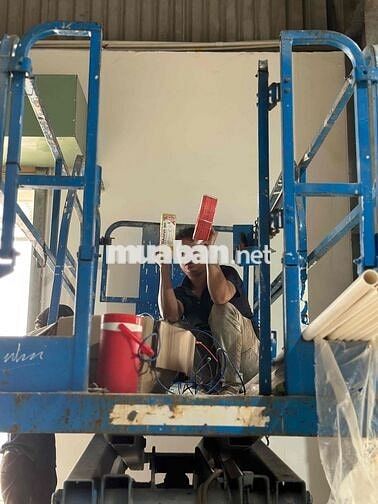 cần tuyển 1 thợ 1 phụ điện nước