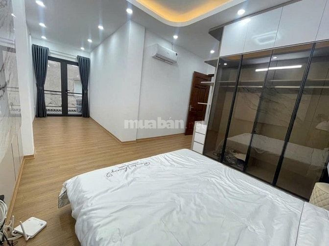 💥💥💥 NHÀ MỚI TINH - THANG MÁY - CỰC GẦN PHỐ - NGÕ NÔNG - GẦN HỒ