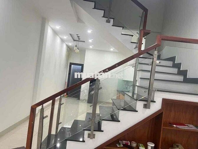 Chính Chủ Cho Thuê Biệt Thự 3T 5pn 6wc Nguyễn Văn Trỗi B/D Giá 14tr Ạ