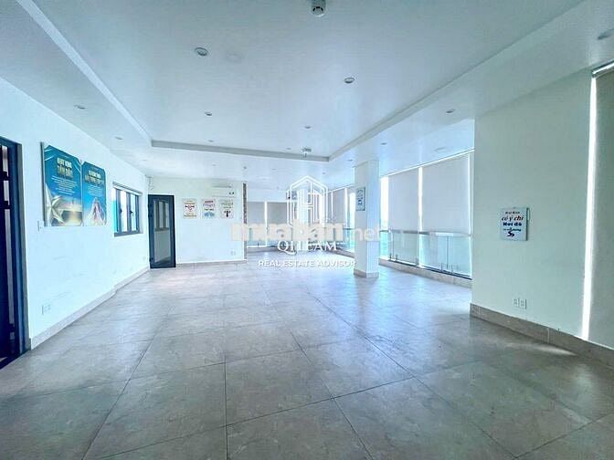 🏢 TÒA NHÀ VĂN PHÒNG MẶT TIỀN QUỐC LỘ 13 - NGANG 15M - HẦM 7 TẦNG