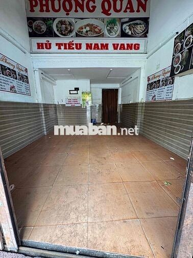 Mặt bằng kinh doanh đắc địa đối diện BV Hoàn Mỹ