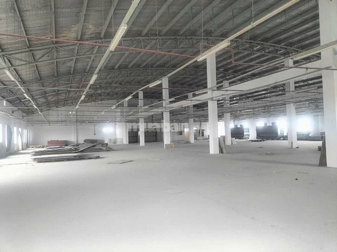 Cho thuê xường Q12 hiệp thành  dt 7500m  giá 700tr