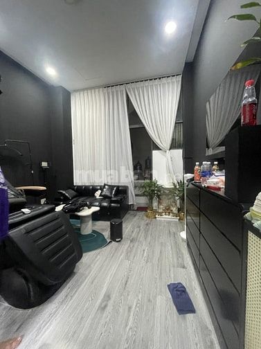 Bán nhà đẹp Sư Vạn Hạnh Q.10 4m x 7m chỉ 5,5 tỷ