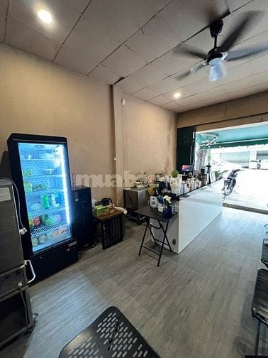 Sang gấp tiệm cafe & nước ép mặt tiền đường Ung Văn Khiêm, Bình Thạnh