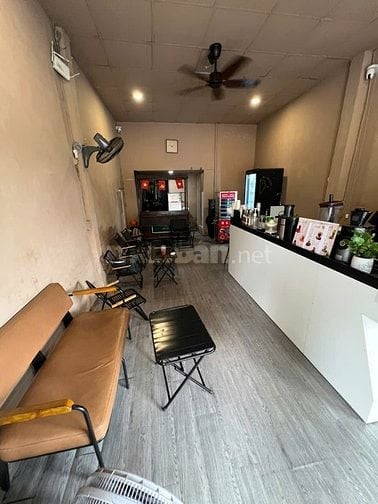 Sang gấp tiệm cafe & nước ép mặt tiền đường Ung Văn Khiêm, Bình Thạnh