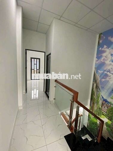 phòng mới siêu rộng 18m2 thoáng mát ngay trung tâm