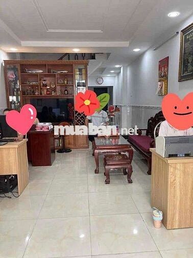 Nhà DT 4×16_ 4 Phòng_ Sát Hàng Xanh -Q1_ Chỉ 15tr