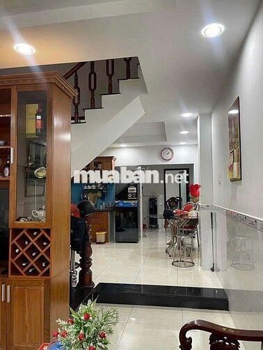 Nhà DT 4×16_ 4 Phòng_ Sát Hàng Xanh -Q1_ Chỉ 15tr
