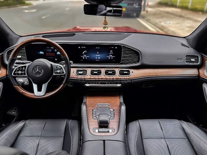 Bán xe Mercedes Benz GLS450, sản xuất 2021, phiên bản nhập Mỹ 