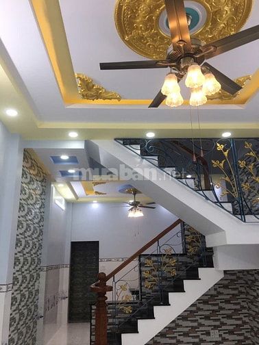nhỉnh 8 TỶ- Siêu Phẩm 4 Tầng MỚI Keng kế bên Bàu Cát Tân Bình.