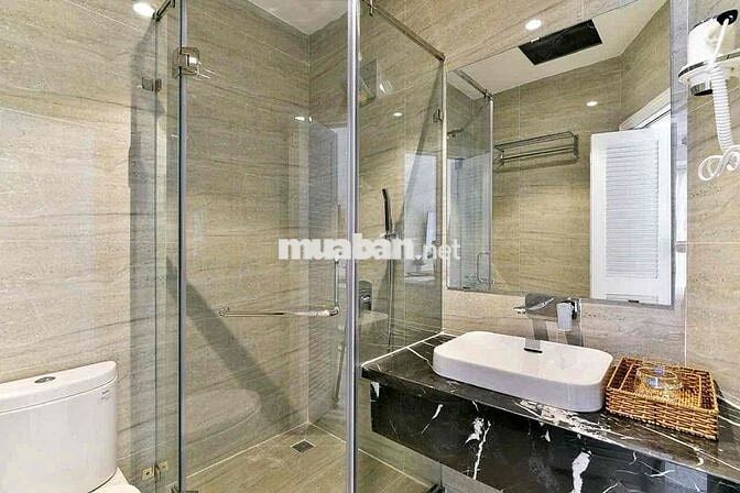 Cách Đh Hoa Sen 500m, UEH cs A 5’ đi xe và bán kính 2km với VLU, USSH,