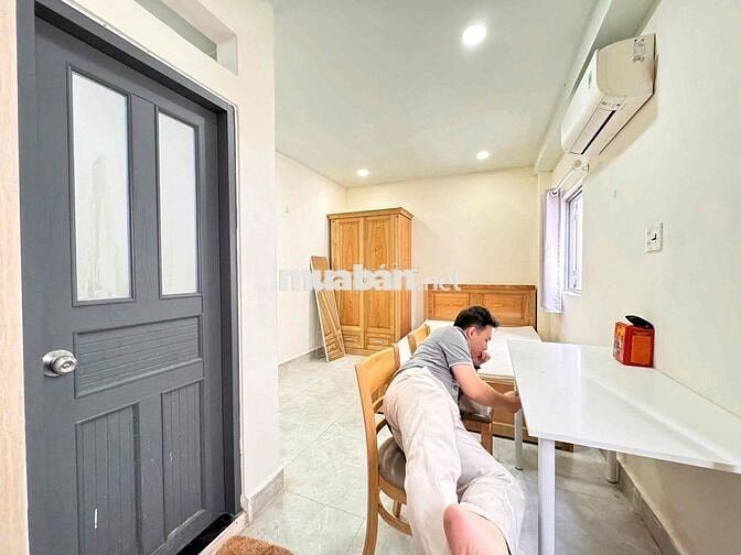 STUDIO 2 CỬA SỔ TRỜI FULL NỘI THẤT NGAY TRUNG TÂM Q7