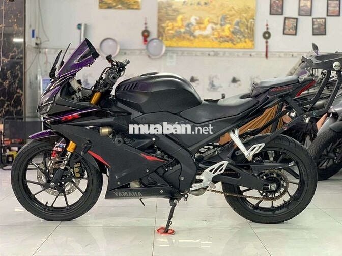 Yamaha R15 2019 màu Đen