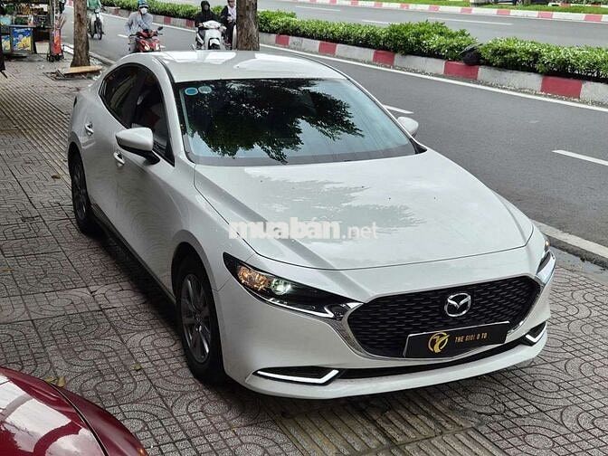 Mazda 3  Luxury 2023 Trắng 24.000 km