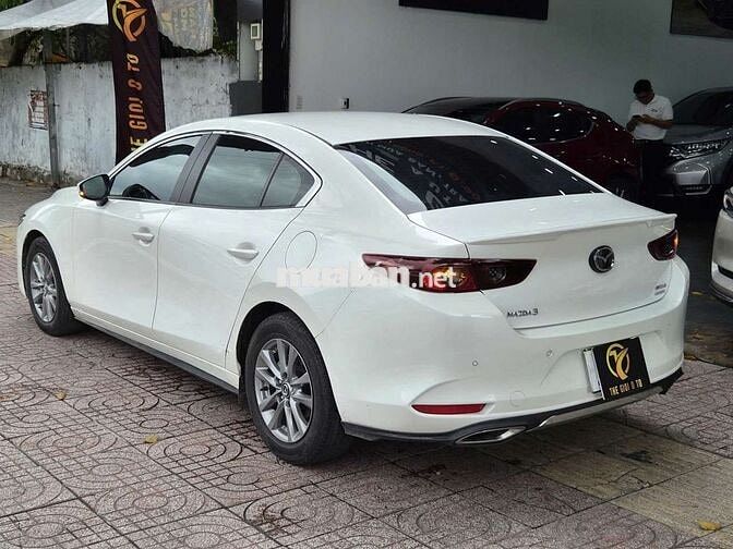 Mazda 3  Luxury 2023 Trắng 24.000 km