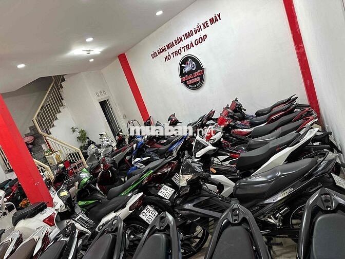Tuyển 1 bạn Sale bán xe máy