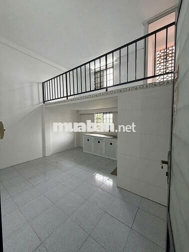 Cho thuê lâu dài khu dân cư Việt Sing. Lầu 2 có máy lạnh 2,6 triệu/ th