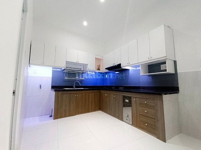 Giá mềm nhưng chất lượng vượt mong đợi - Đường Hai Bà Trưng - 1,870 tỷ