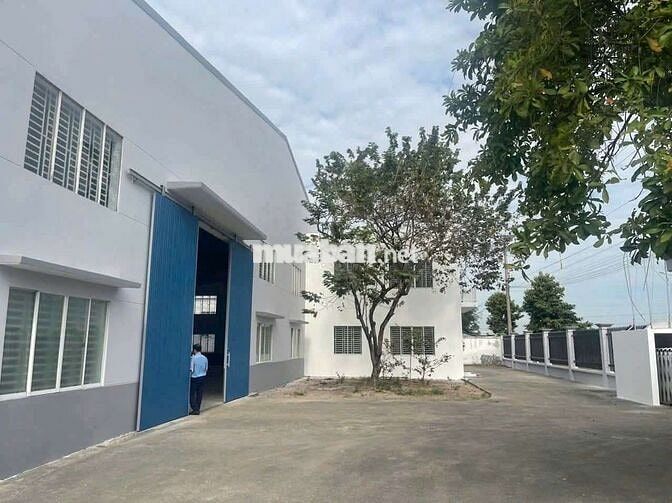 KHO 1700M2 CÓ PCCC CONT ĐÊM KHO MỚI ĐẸP GIÁ TỐT