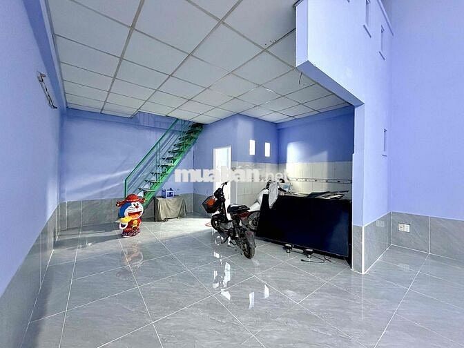 cho thuê nhà nguyên căn 80m2 hẻm oto cách chợ 100m - nhà nở hậu
