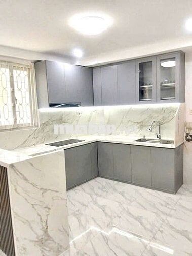 8 X 10M CĂN GÓC 3 MẶT HẺM NGUYỄN VĂN LUÔNG 