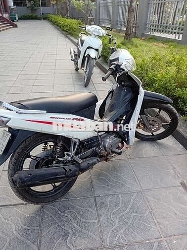 Sirius 2019 Trắng đen