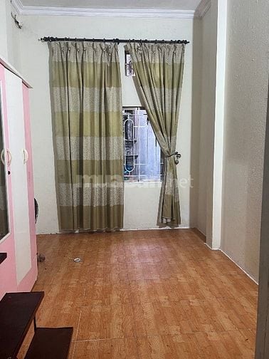 3 tỷ có nhà Long Biên - sổ hồng riêng