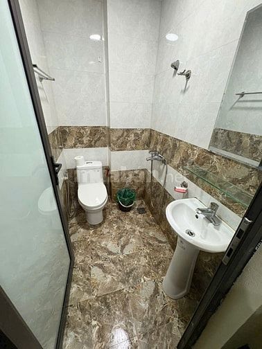cho thuê căn hộ DT 25 m2, trong ngõ 374 Trần Khát Chân