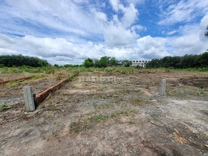 Đất full thổ cư ngay cổng KCN Phước Đông. 125m2 giá 700tr 