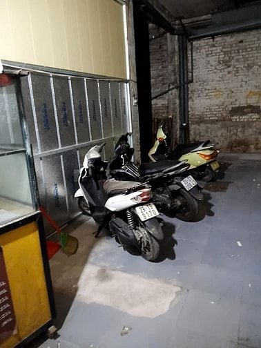 CHO THUÊ MẶT BẰNG vị trí đẹp số 42 Hoàng Văn Thái, DT 140m2