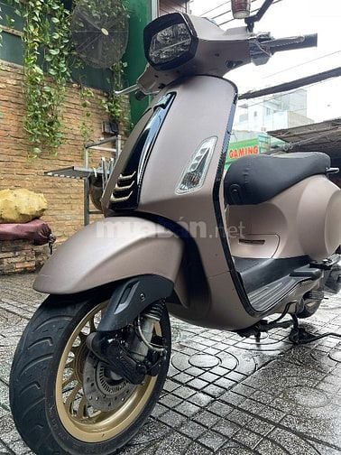 Cần bán xe máy vespa sprint 2023