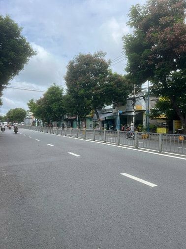 Hạ Giá Bán Gấp Nhà 2MT  Kênh Tân Hóa, P. Hòa Thạnh, Quận Tân Phú