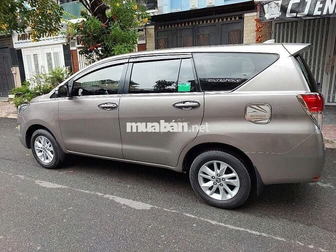 Toyota Innova 2019 E 76000 km Nâu ít đi