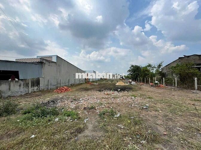 Đất 20 x 60m đường xe tải thông. Gần UBND xã Đức Hòa Thượng