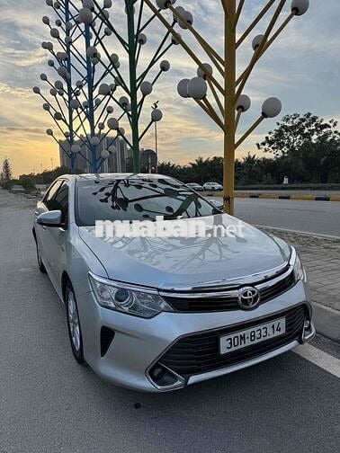 Toyota Camry 2.0E 2015 Bạc 150000 km