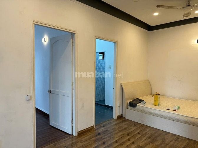Cho thuê căn hộ 2 phòng ngủ chung cư 207 Bùi Viện, P.Bến Thành, Quận 1