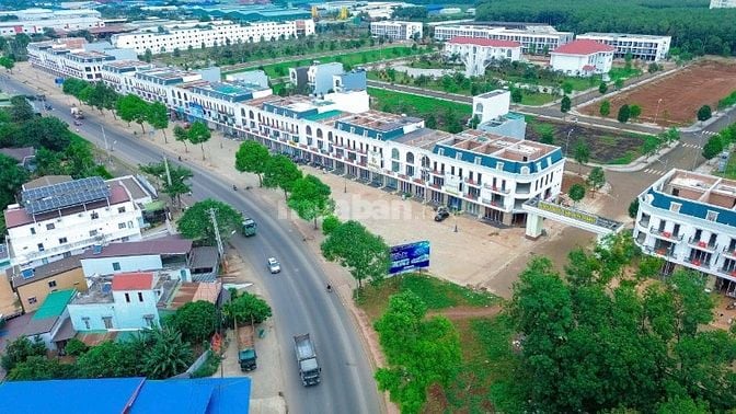XẢ LÔ ĐẤT LK6 KHU ĐÔ THỊ ÂN PHÚ