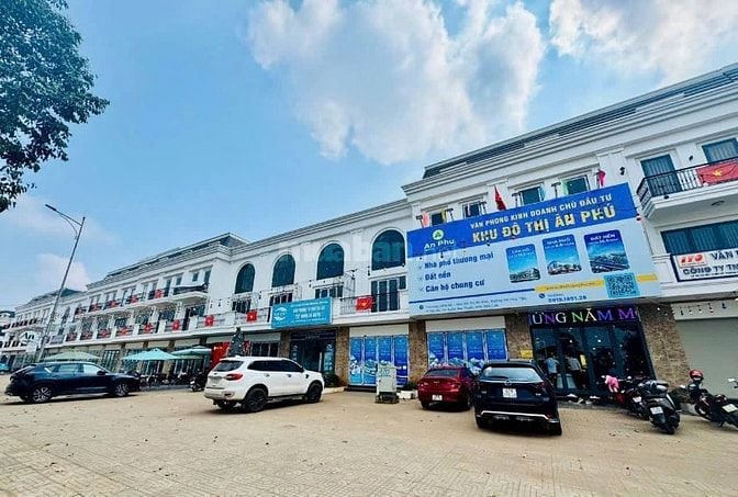XẢ LÔ ĐẤT LK6 KHU ĐÔ THỊ ÂN PHÚ