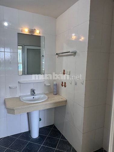 CHO THUÊ CĂN HỘ CHUNG CƯ 165 THÁI HÀ – DIỆN TÍCH 83M² – VỊ TRÍ TRUNG T