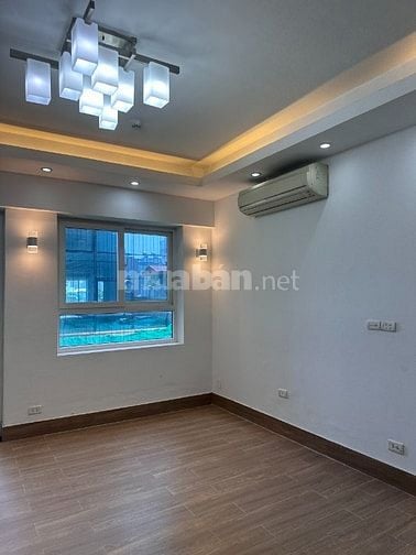 CHO THUÊ CĂN HỘ CHUNG CƯ 165 THÁI HÀ – DIỆN TÍCH 83M² – VỊ TRÍ TRUNG T